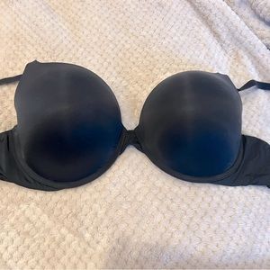 Victoria’s Secret 36ddd bra push up in good used condition